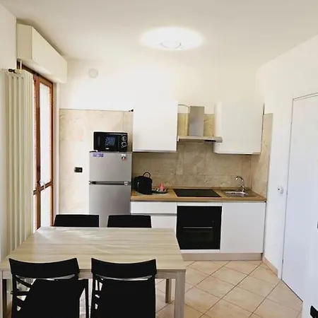 Apartment La Casa Di Ida Superior *